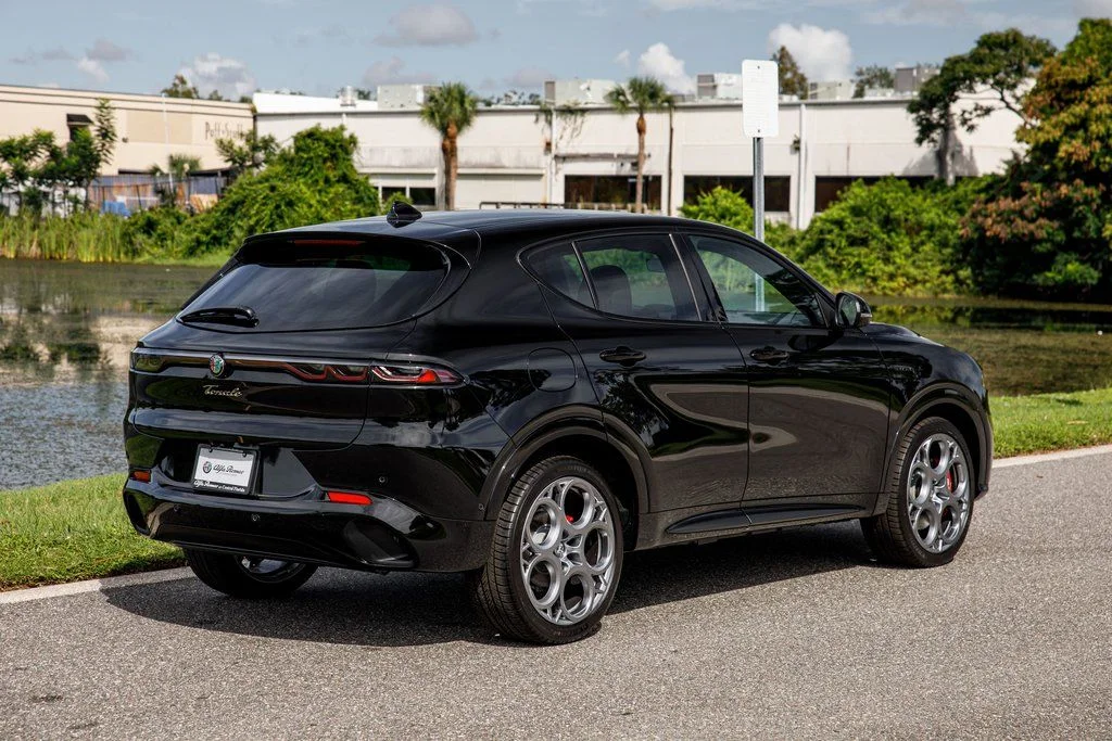 2025 Alfa Romeo Tonale Base - Photo 6