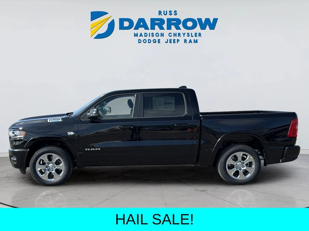 New 2026 Diamond Black Crystal Pearl-Coat Exterior Paint RAM Big Horn/Lone Star image 2