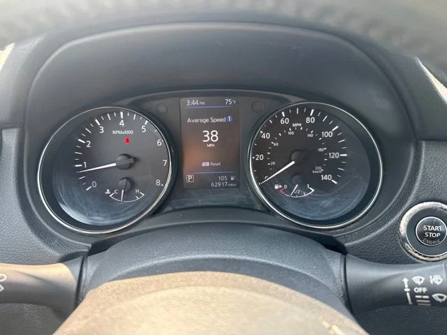 Used 2018 Gray Nissan SL image 23