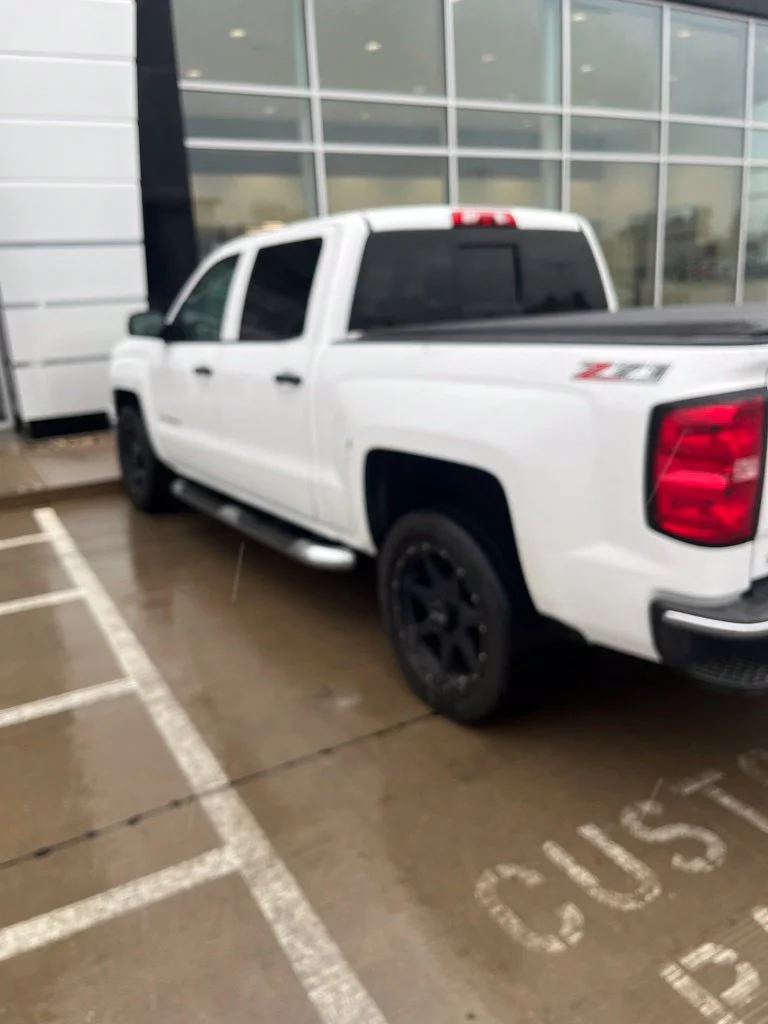 Used 2014 White Chevrolet LT image 4
