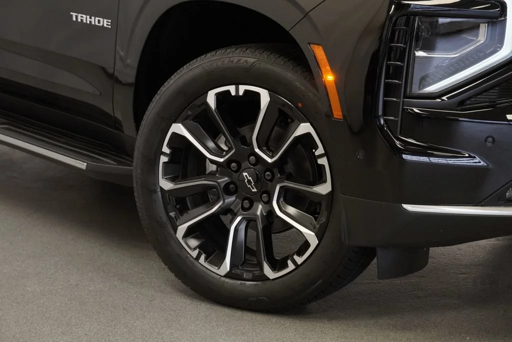 New 2026 Black Chevrolet High Country image 10