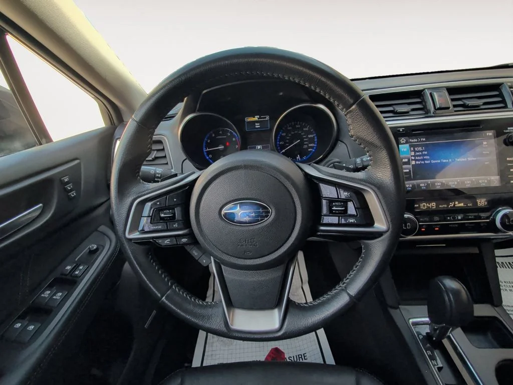 Used 2018 Black Subaru 2.5i image 12