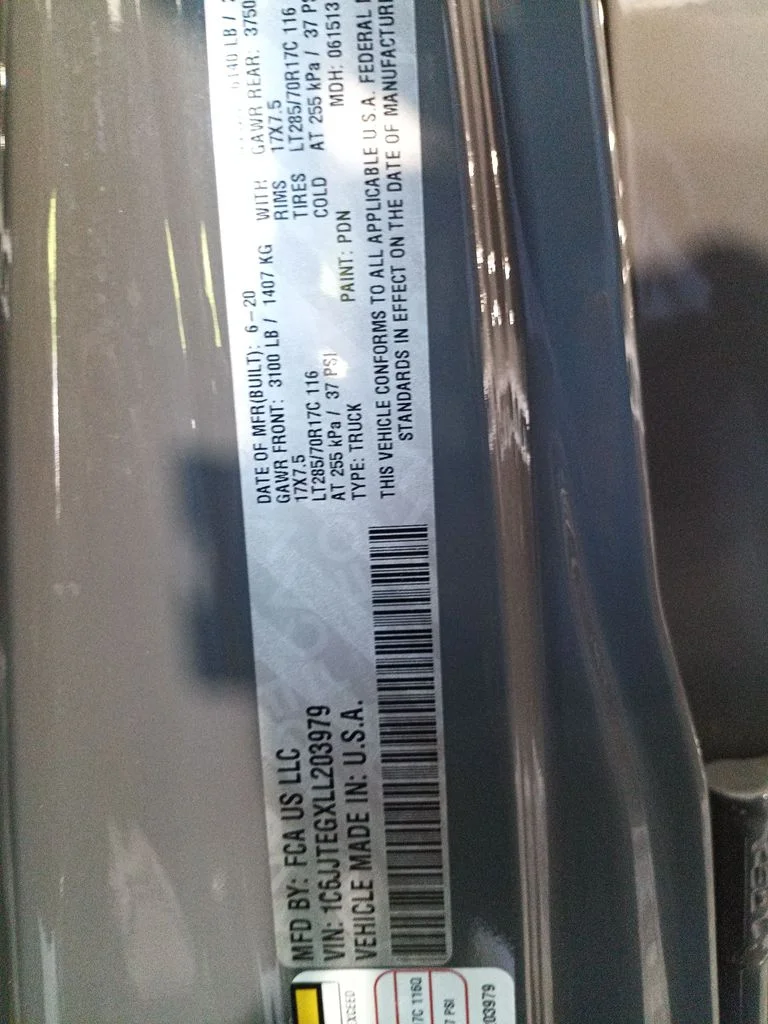 Used 2020 Gray Jeep Mojave image 29