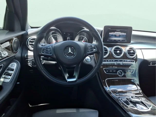 Used 2018  Mercedes-Benz C 300 image 12