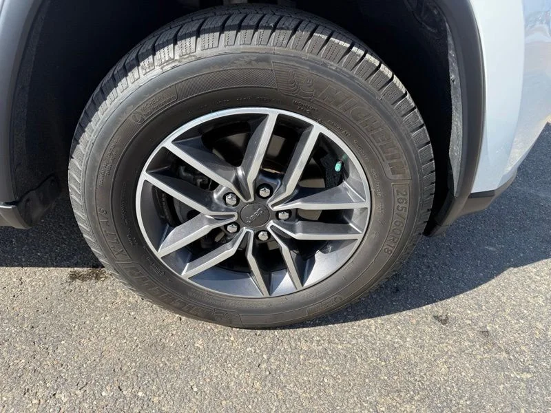 Used 2020 White Jeep Limited image 15
