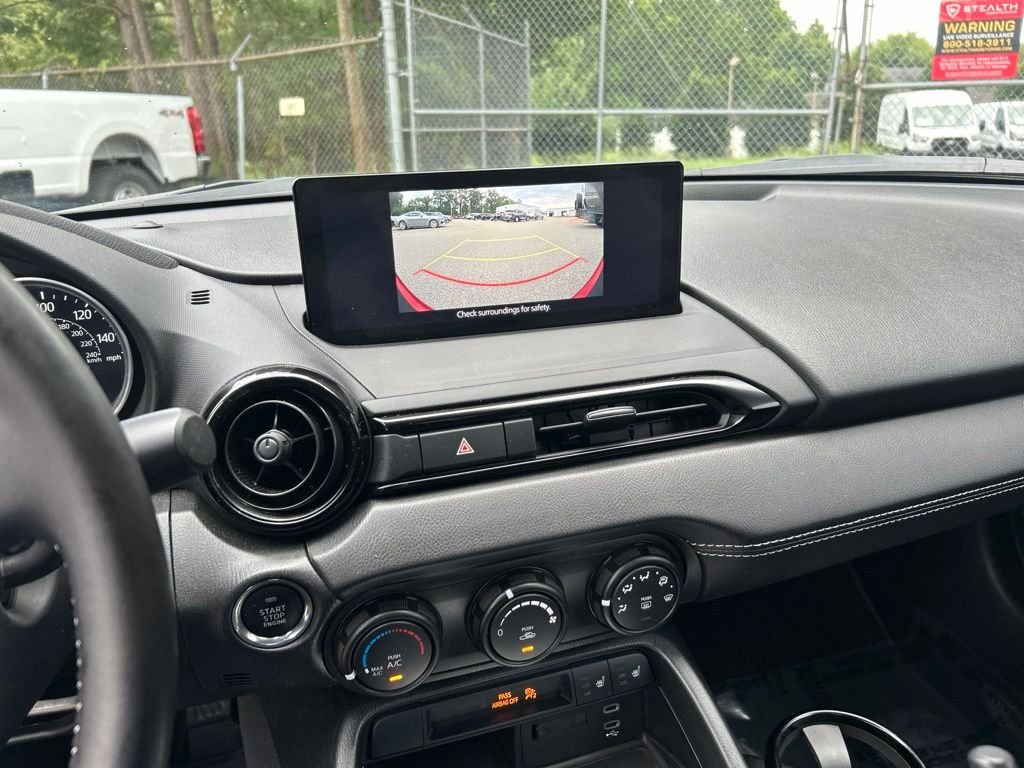 Used 2025 Red Mazda Club image 19