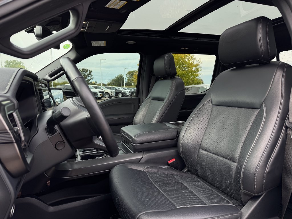 Used 2024 Carbonized Gray Metallic Ford Lariat image 9