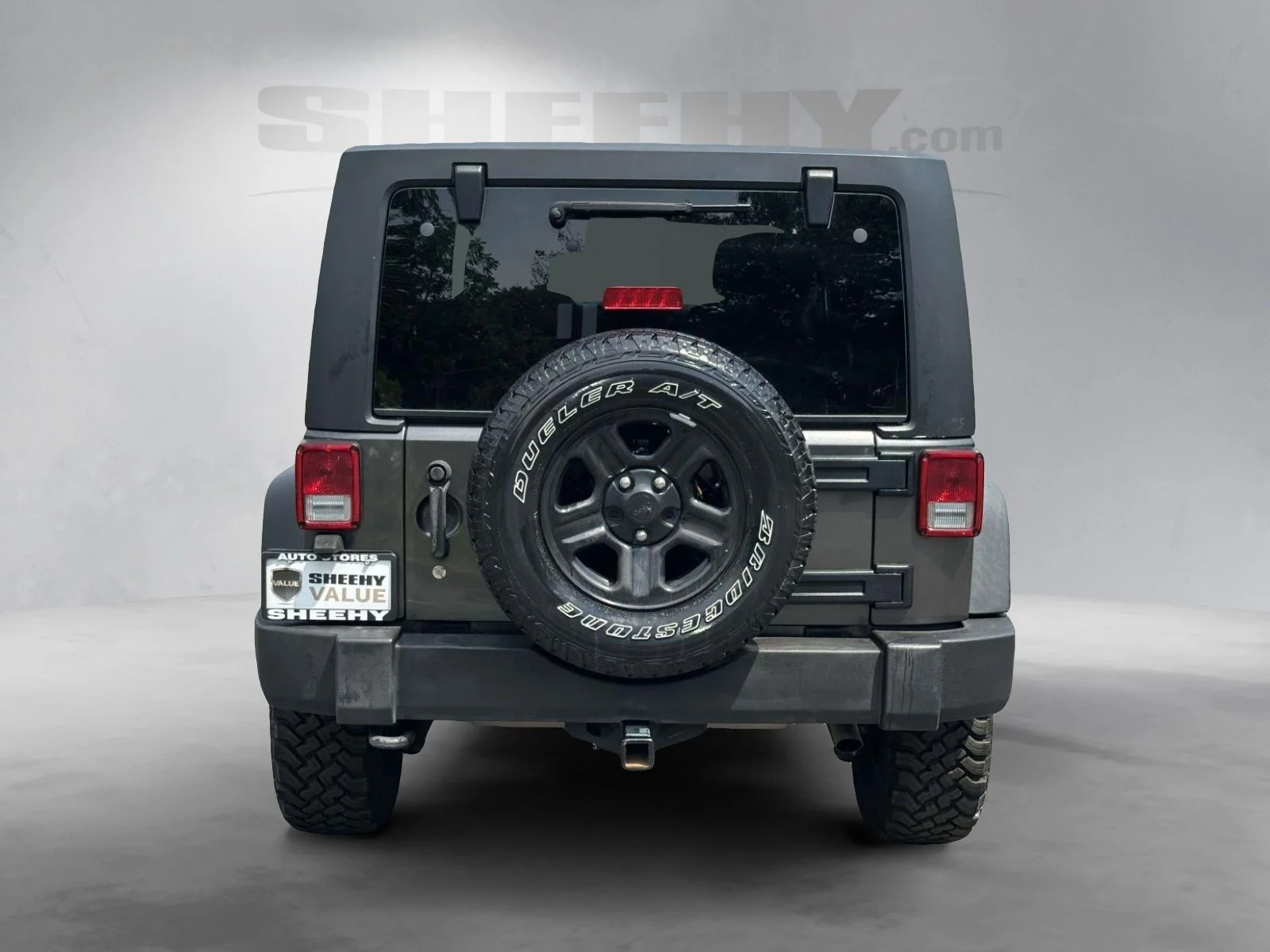 Used 2017 Gray Jeep Unlimited Sport image 12