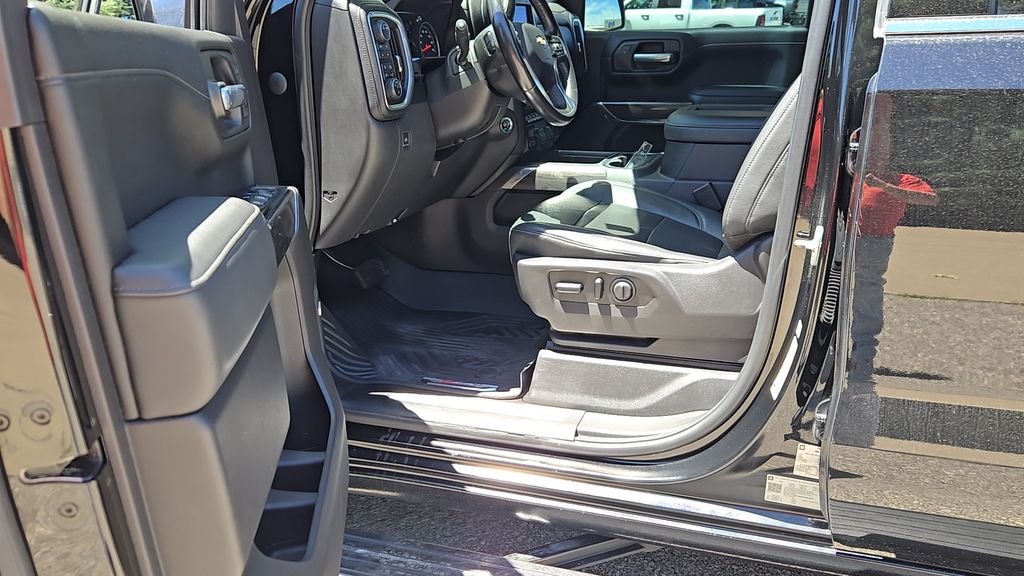 Used 2021 Black Chevrolet LTZ image 8