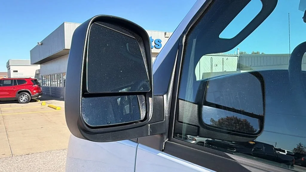 2025 Chevrolet Express Cargo Work Van - Photo 29