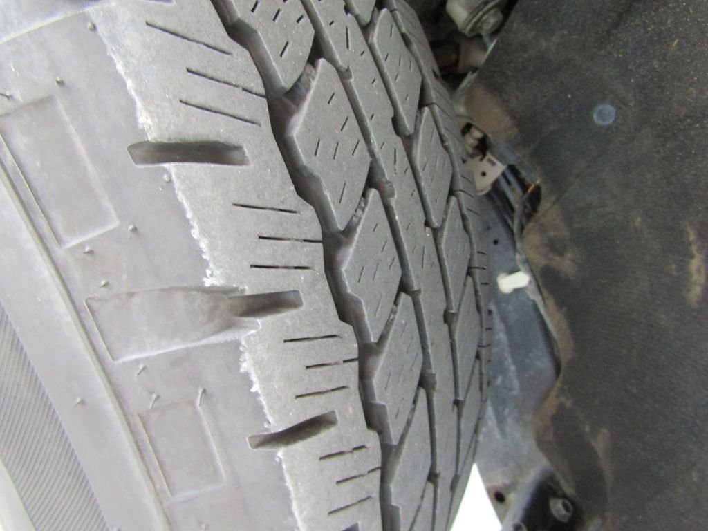 Used 2025 White Ford Big Bend image 27