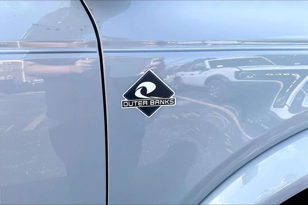 New 2026 Avalanche Gray Ford Outer Banks® image 7