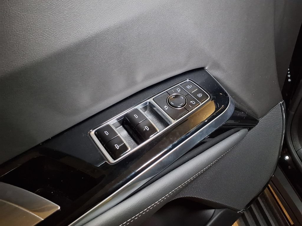2026 Cadillac Escalade ESV Sport - Photo 16