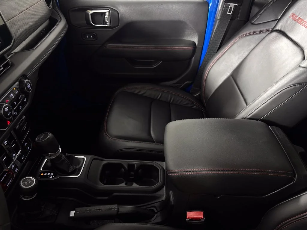Used 2025 Blue Jeep Rubicon image 22