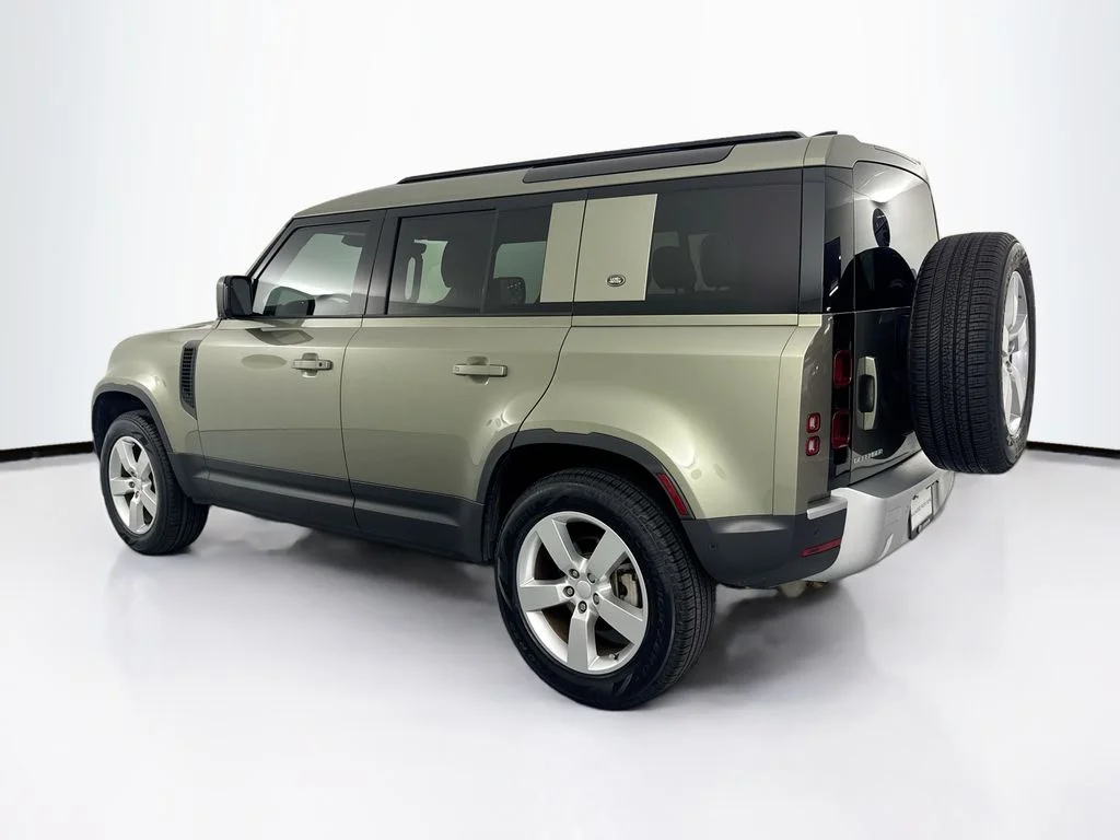 Certified Used 2023 Green Land Rover S image 7