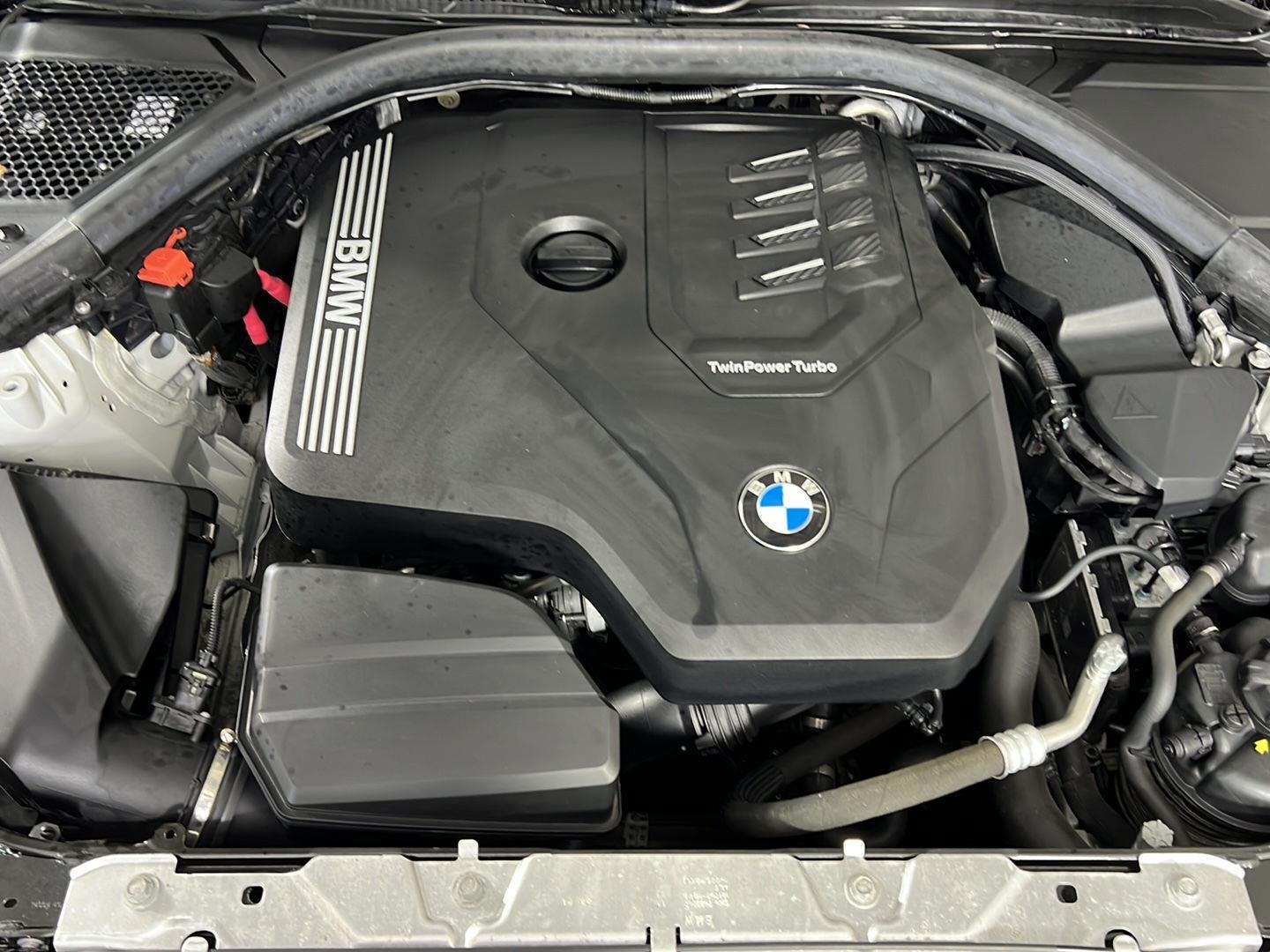 Used 2021 Alpine White BMW 330i xDrive image 25