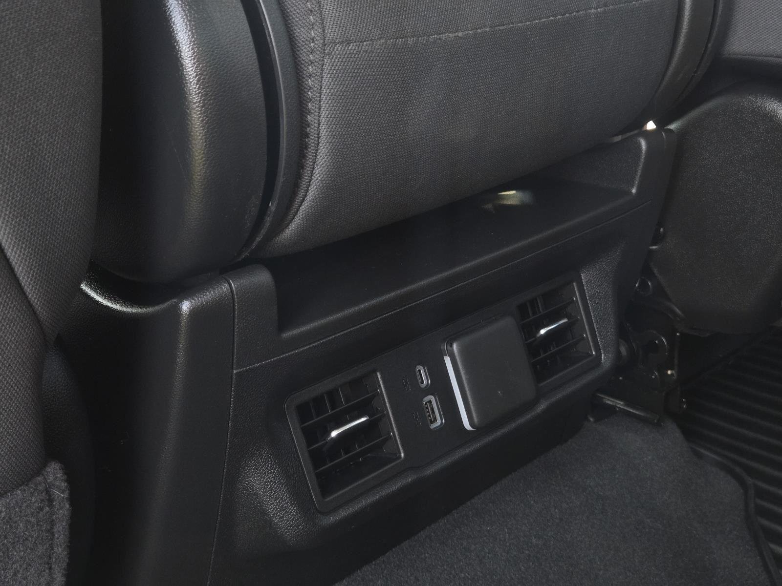 Used 2025 Summit White Chevrolet LT image 36