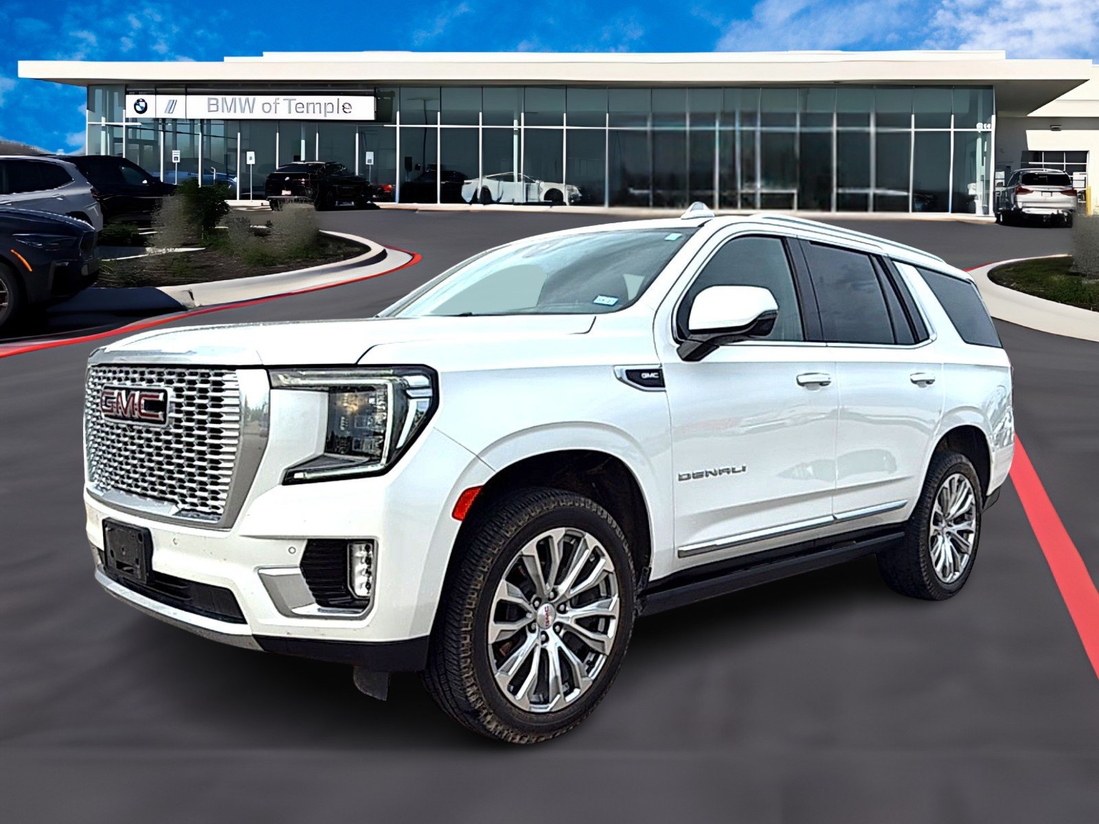 2022 GMC Yukon 4WD Denali's photo