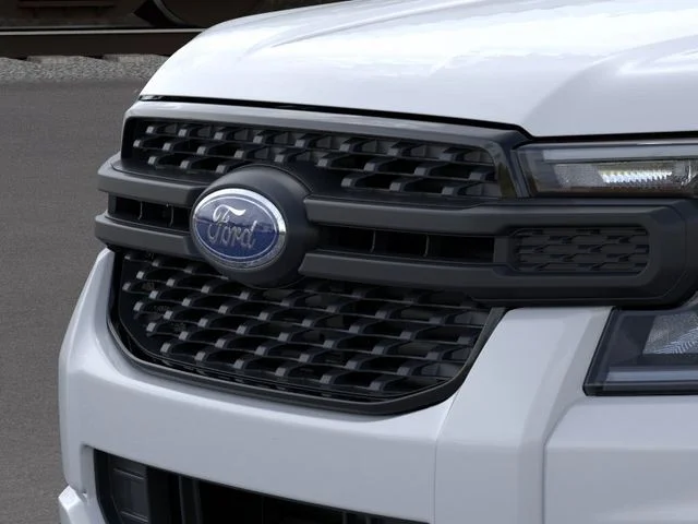 New 2026 Oxford White Ford XL image 17