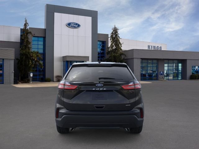 New 2024 Agate Black Metallic Ford SE image 5