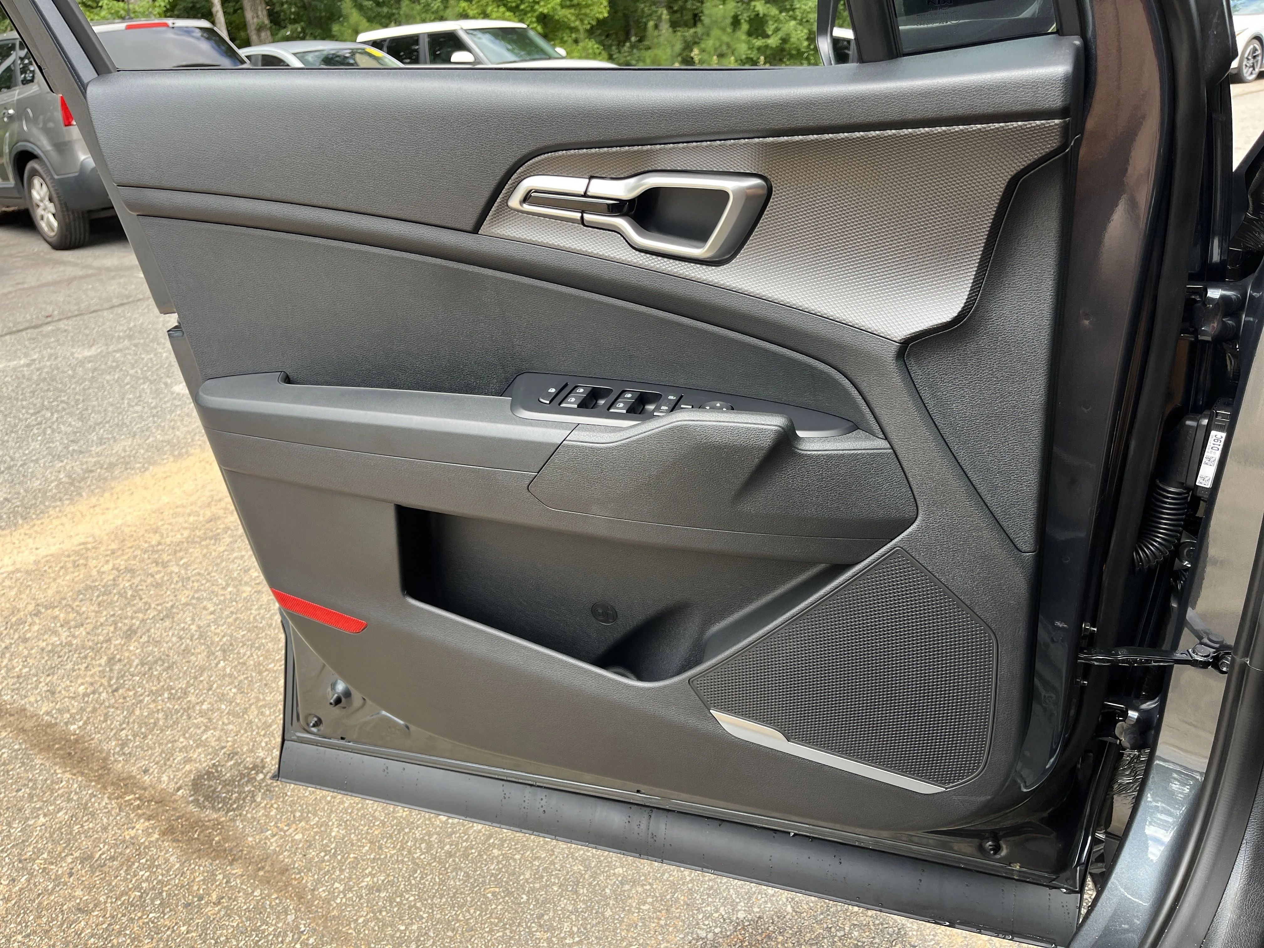 2025 Kia Sportage LX Hybrid - Photo 15