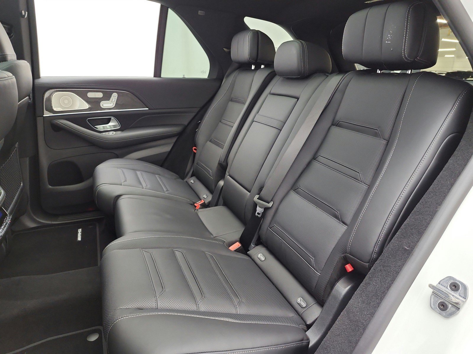 New 2027 Polar White Mercedes-Benz AMG® GLE 53e 4MATIC+ SUV image 26