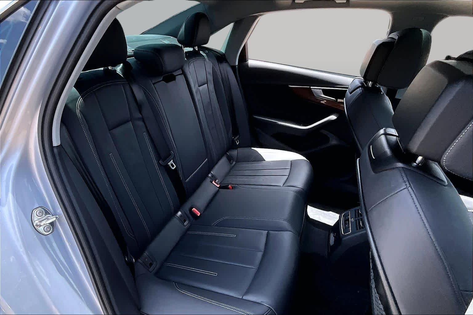 Used 2023 Florett Silver Metallic Audi Premium image 21