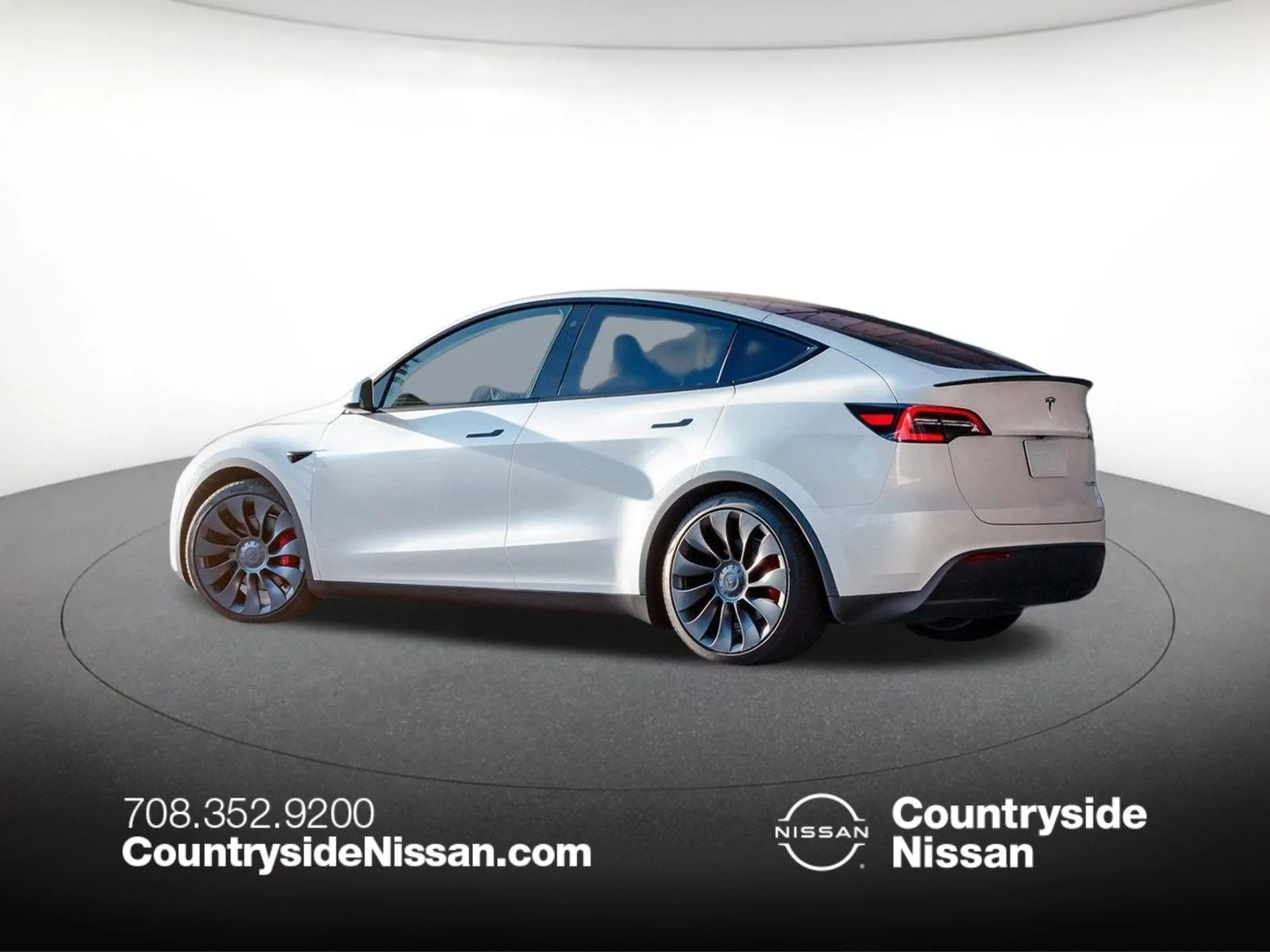 2024 Tesla Model Y Long Range Dual Motor All-Wheel Drive's photo