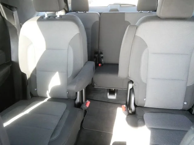 2023 Chevrolet Traverse 1LT - Photo 13