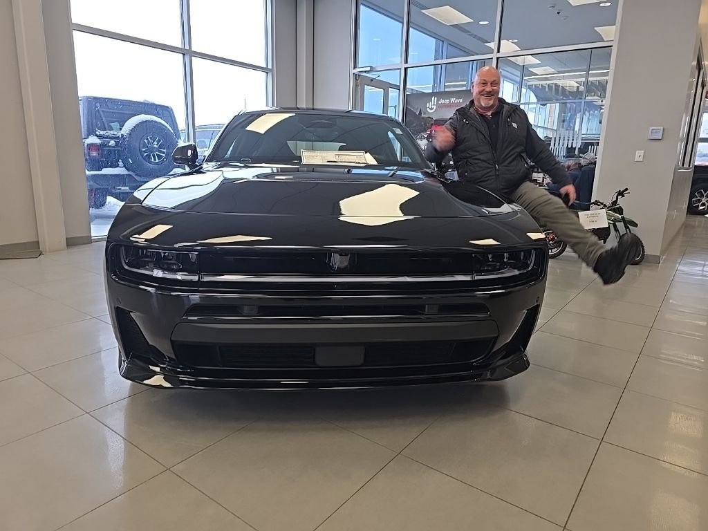 New 2026 Diamond Black Crystal Pearlcoat Dodge Scat Pack Plus image 13