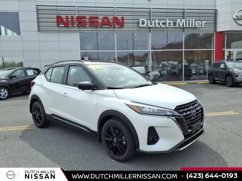 2024 Nissan Kicks SR