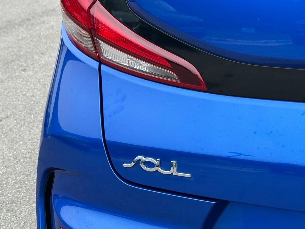 Used 2020 Blue Kia GT-Line image 15