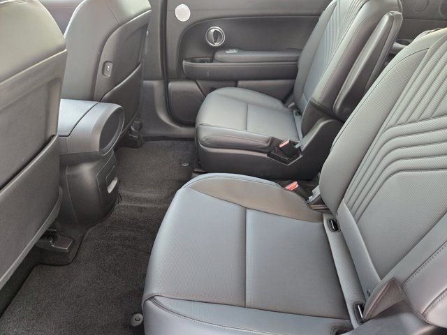 New 2026 Silver Hyundai SEL FWD image 20