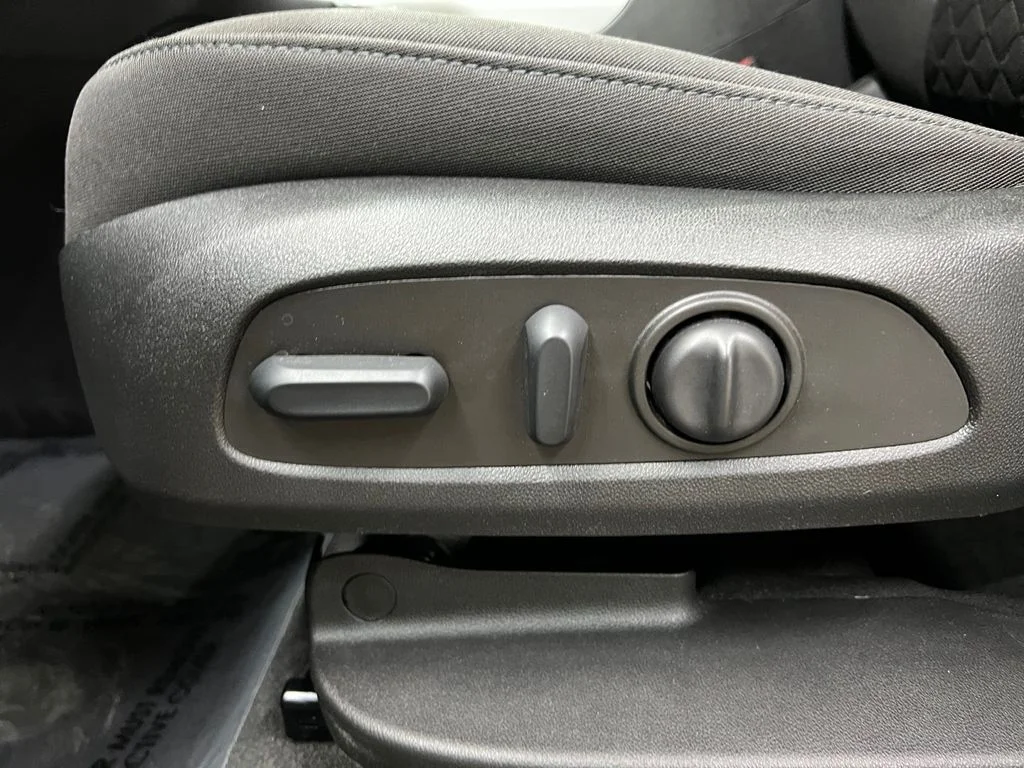 2022 Chevrolet Blazer 2LT - Photo 28