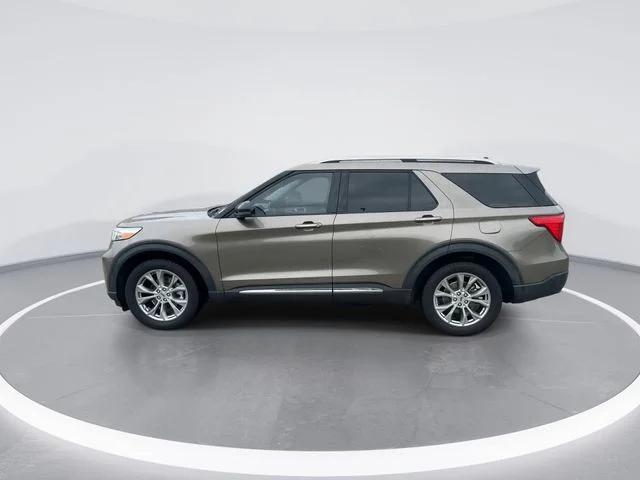 Used 2021 Gray Ford Limited image 4