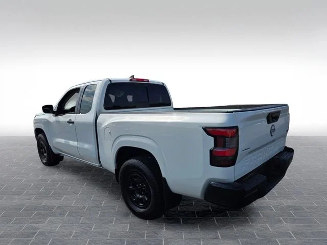 Used 2025 White Nissan S image 5