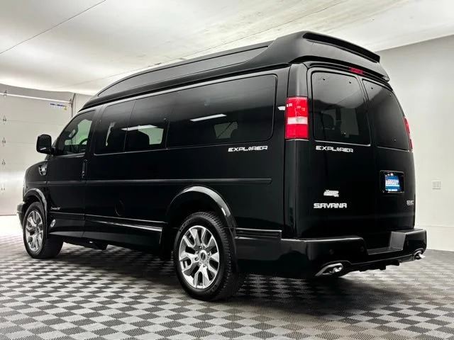 Used 2025 Onyx Black GMC Work Van image 14