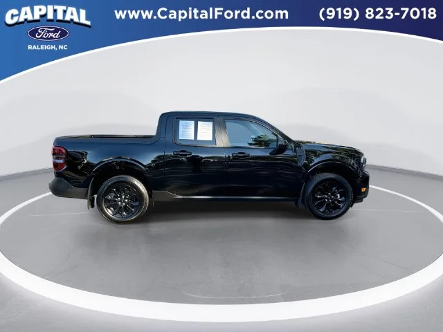 Used 2023 Black Ford Lariat image 9