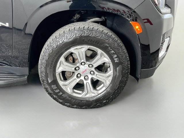 2022 GMC Yukon XL SLE - Photo 37