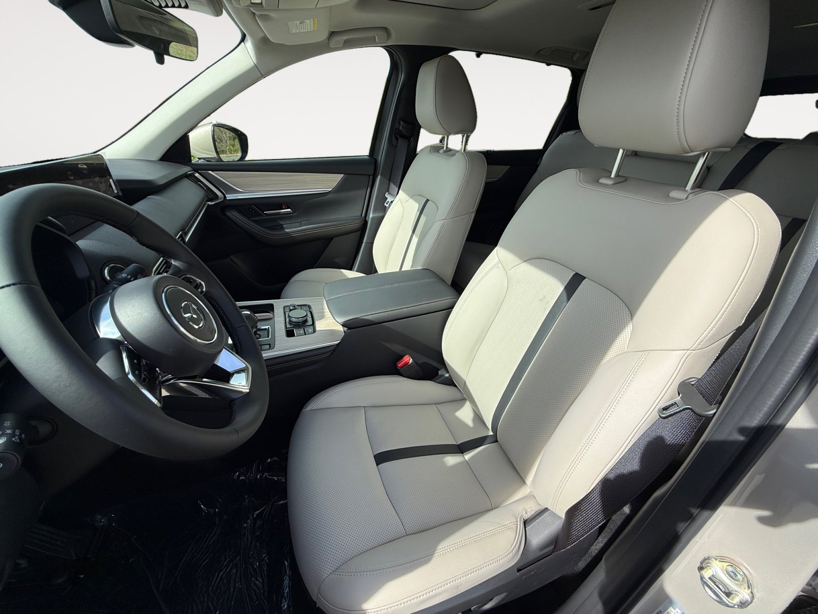 New 2026 Platinum Quartz Mazda Preferred image 10
