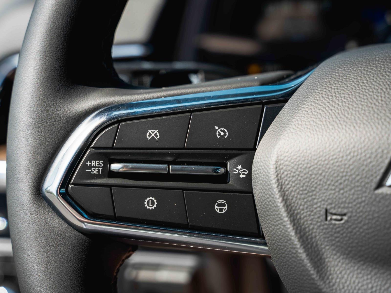 2026 Chevrolet Suburban High Country - Photo 36