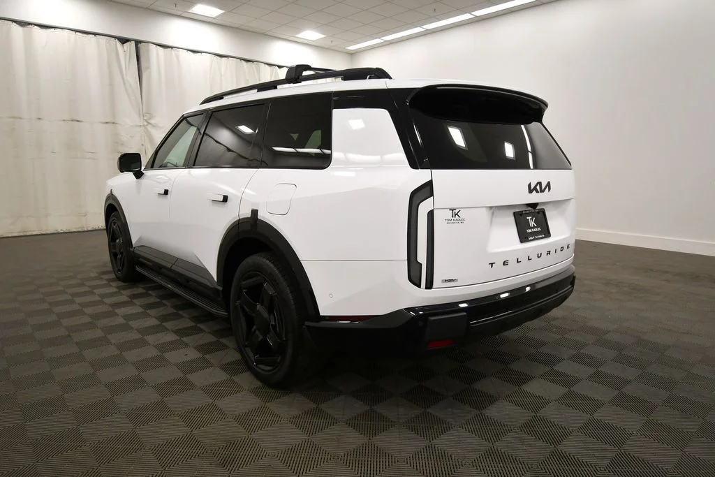 Certified Used 2027  Kia SX Prestige image 4