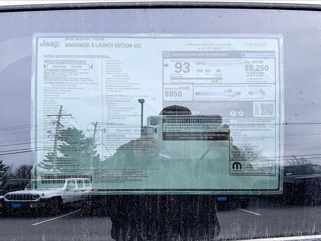 2025 Jeep Wagoneer S Launch Edition - Photo 18