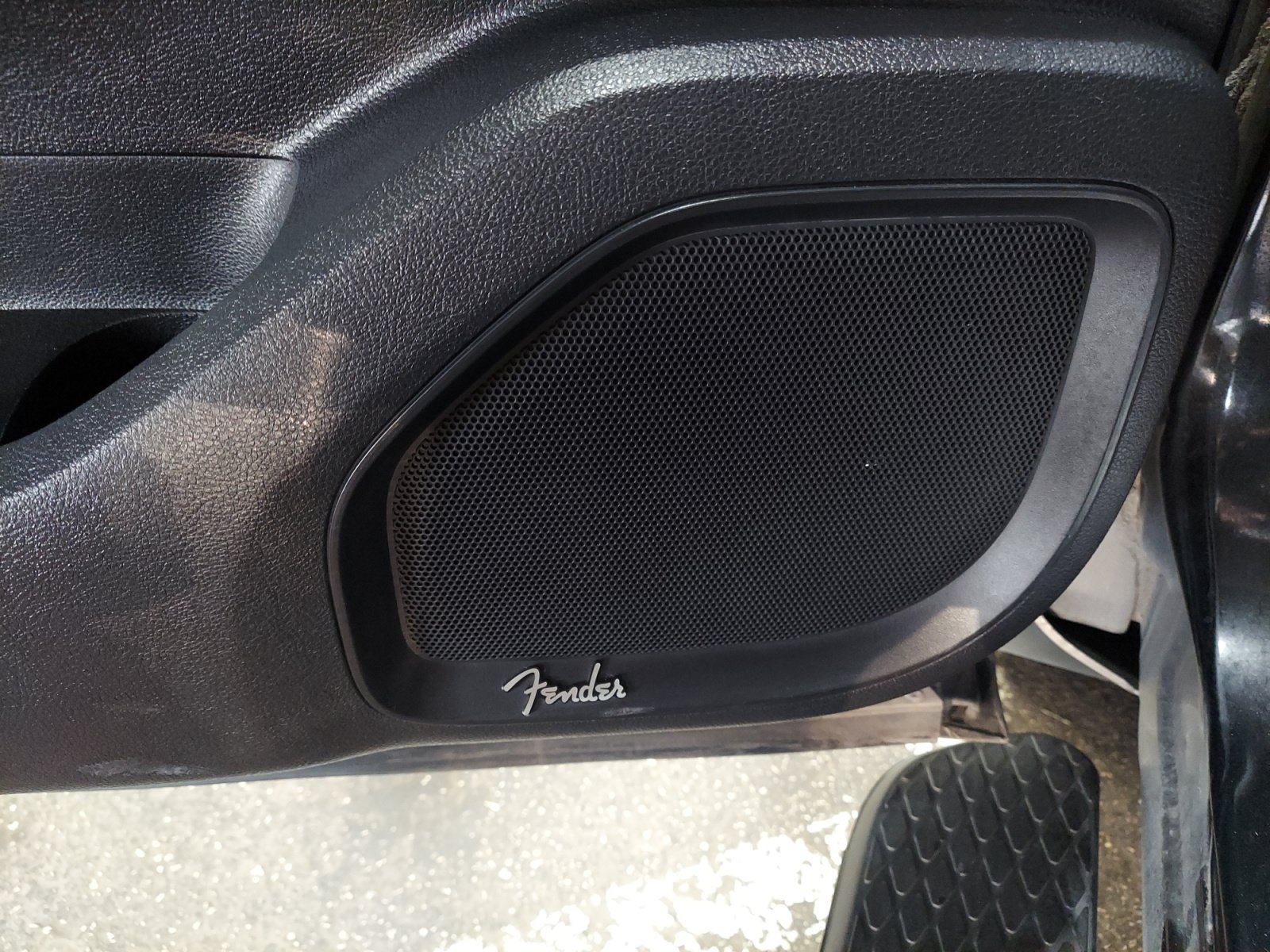 Used 2019 Magnetic Black Metallic Nissan Platinum Reserve image 27