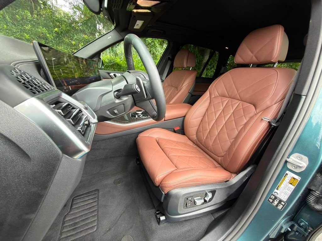 Used 2026 Blue BMW xDrive40i image 12