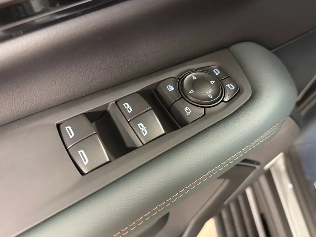 New 2026 Sterling Metallic GMC AT4 image 20