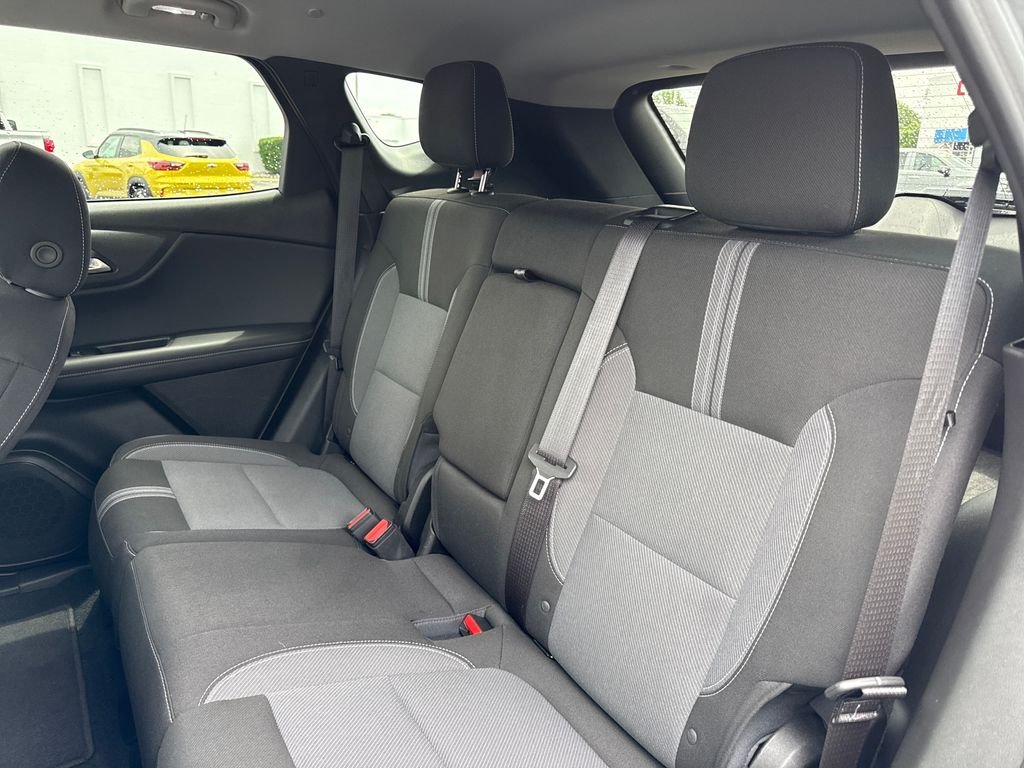 Used 2025 Gray Chevrolet LT image 21