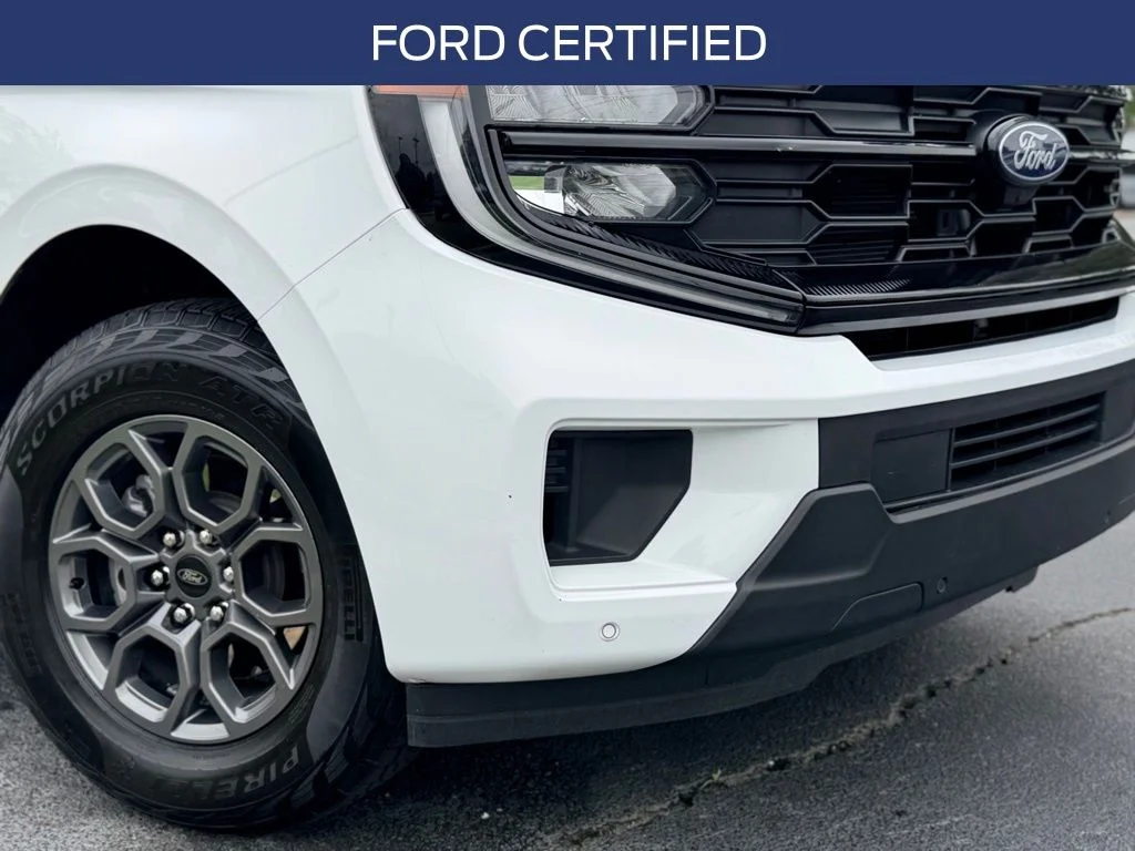 Used 2025 White Ford Active image 3