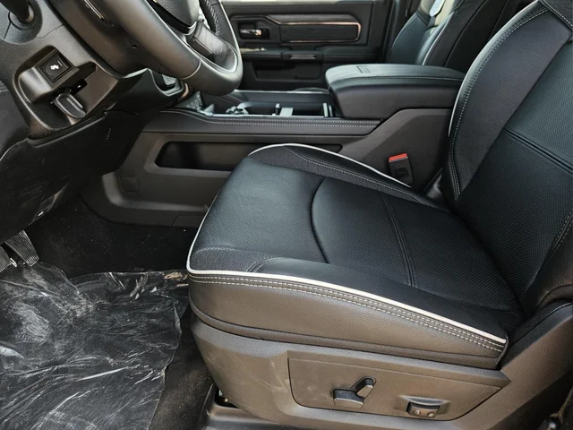 2026 RAM 2500 Limited - Photo 9