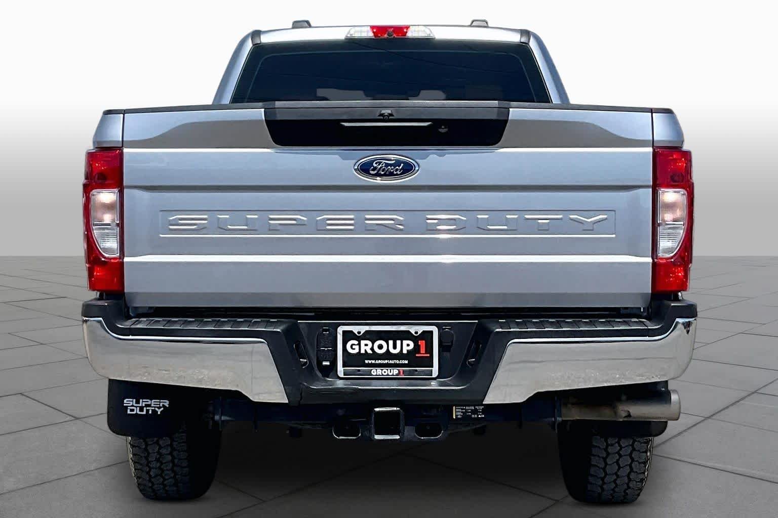 Used 2022 Iconic Silver Metallic Ford XL image 5